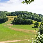Luxusbungalow Im Campingpark * Waxweiler