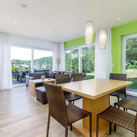 Ferienhaus Luxusbungalow Im Campingpark Waxweiler