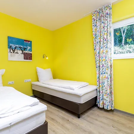 Luxusbungalow Im Campingpark Сasa de vacaciones Waxweiler