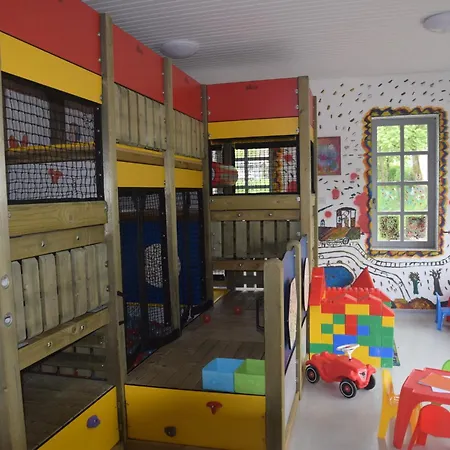 Сasa de vacaciones Luxusbungalow Im Campingpark Waxweiler
