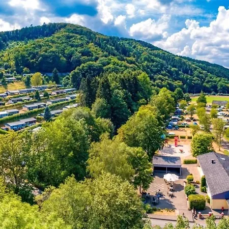 Luxusbungalow Im Campingpark Vakantiehuis Waxweiler