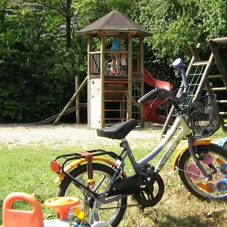 Сasa de vacaciones Luxusbungalow Im Campingpark Waxweiler